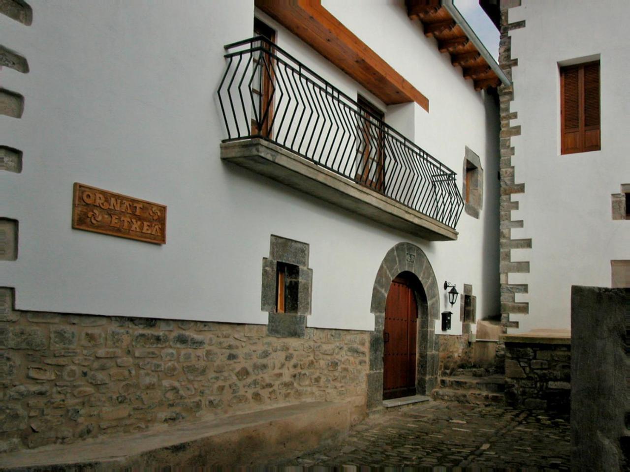 Casa Rural Ornat Etxea Vidangoz Kültér fotó