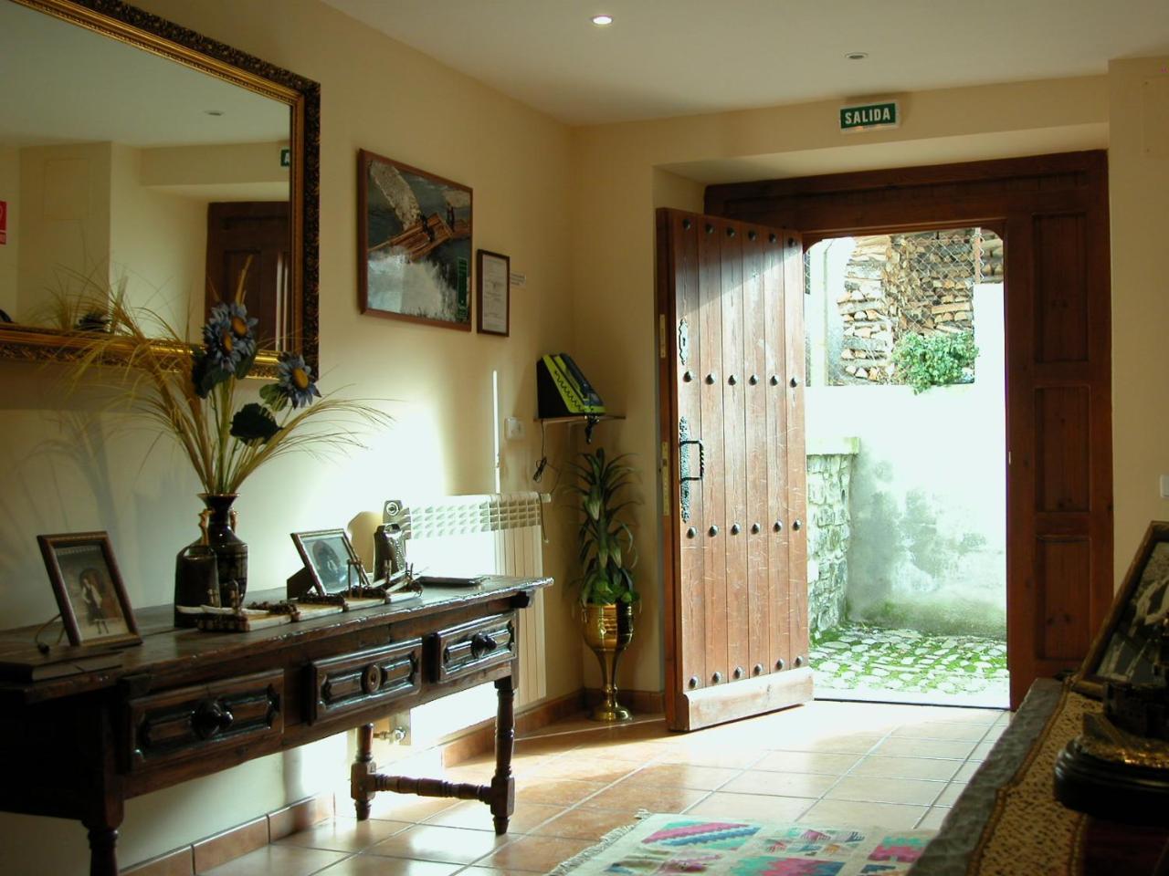 Casa Rural Ornat Etxea Vidangoz Kültér fotó